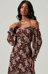 Long Sleeve A-Line Dress - This dress is a cool option to pull off your holiday look. It flaunts a slender highneck. Team this one with a pair of suede boots and a wavy hairdo.