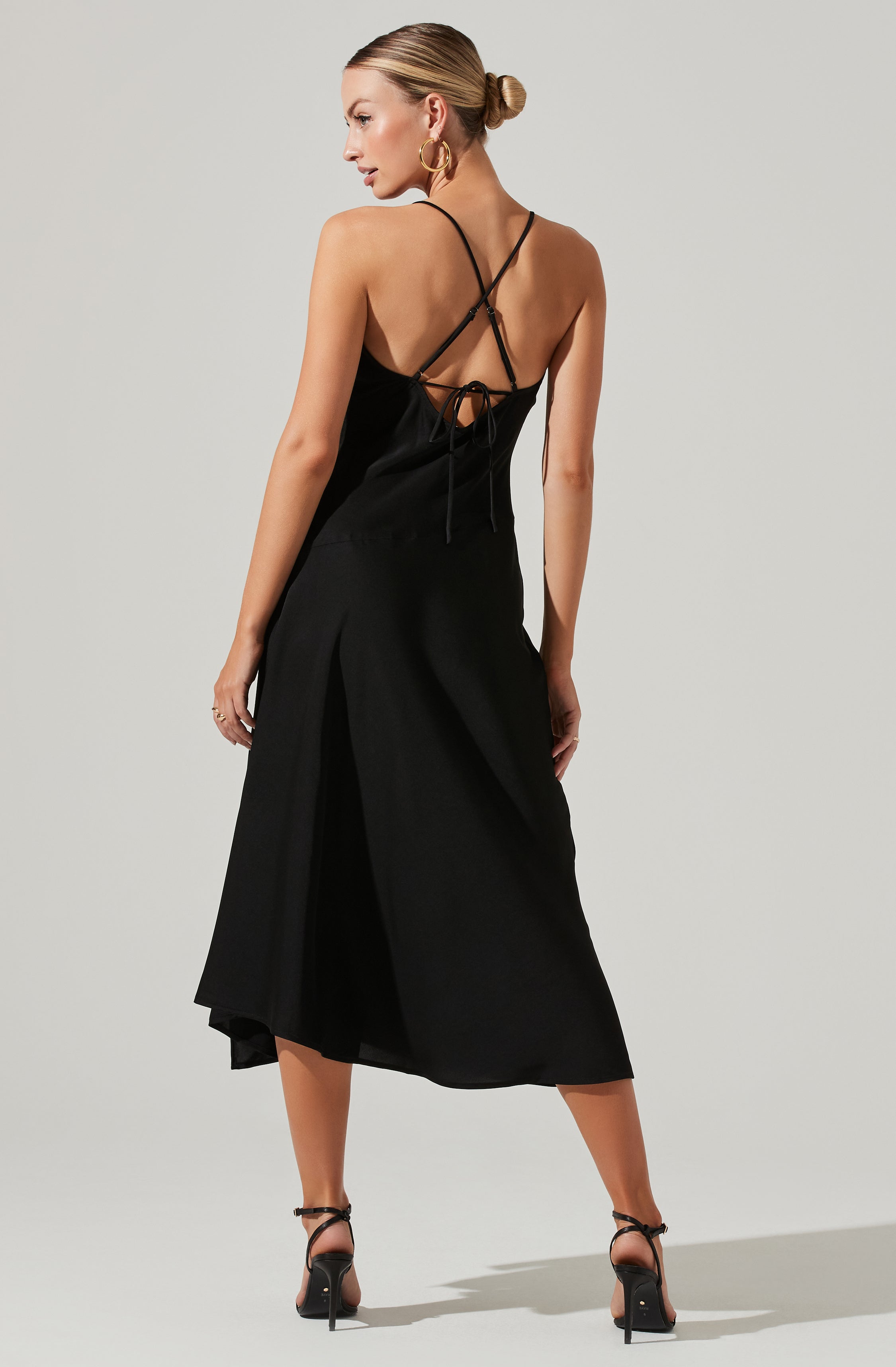 Cowl Flare Dress - Keep the spotlight on you throughout the party, with this gorgeous piece. It comes with an enticing cowl neck.