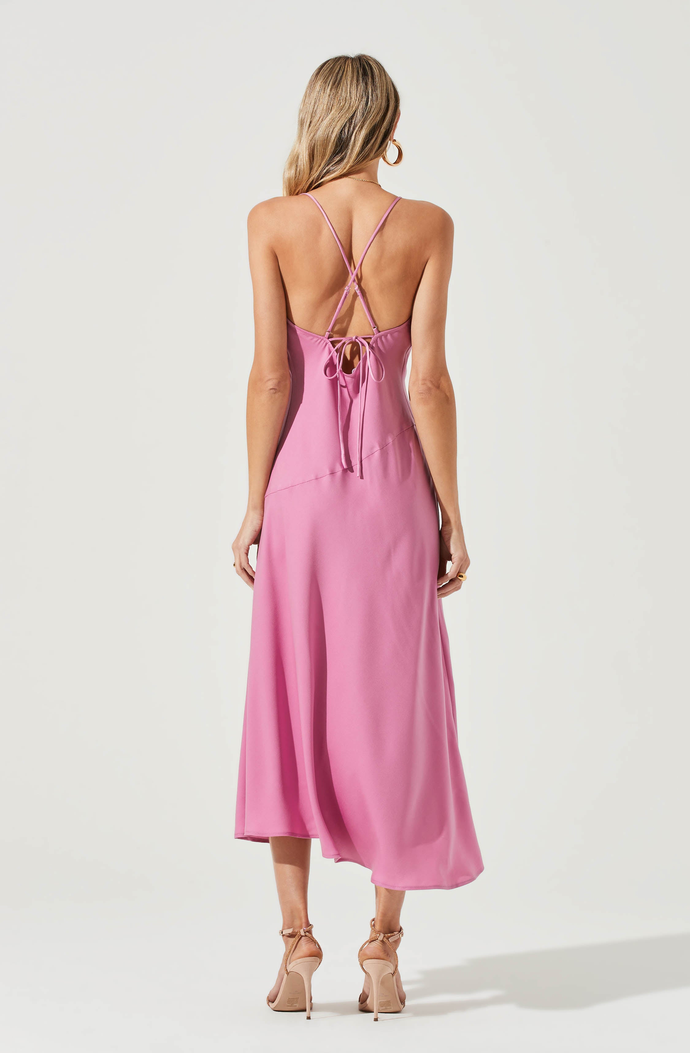 Cowl Sheath Dress - This dress is surely one of the more fashion forward options for your wardrobe. It features a modish cowl neck. Style this dress with a pair of sandals and a handbag.