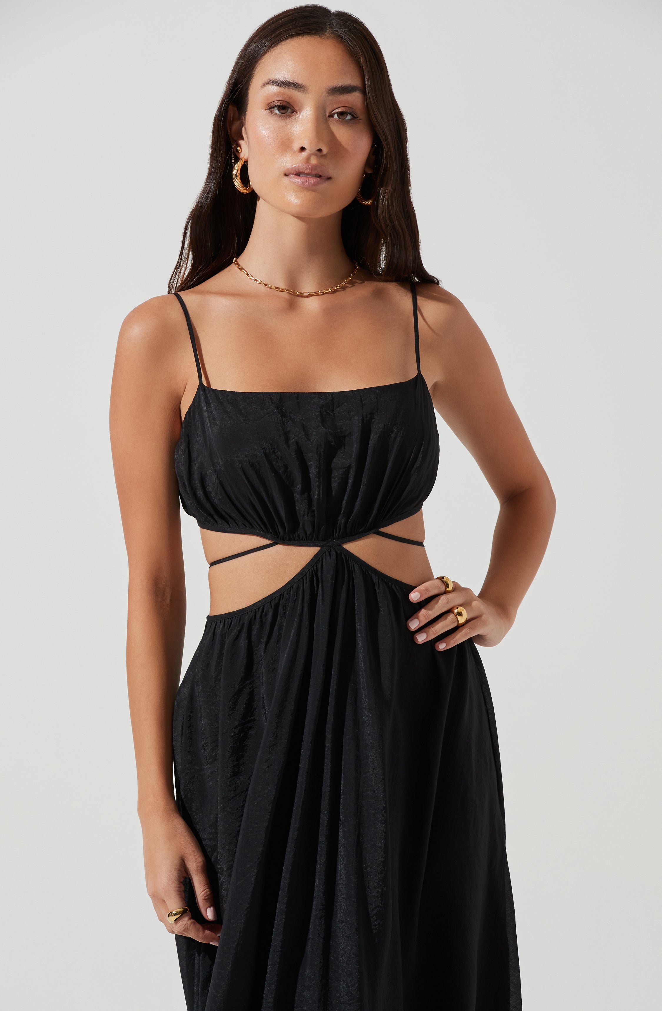 Square Neck Flare Dress - This dress is bold, retro, and fashionable, making it a must-have. It showcases a neatly tailored square neckline.