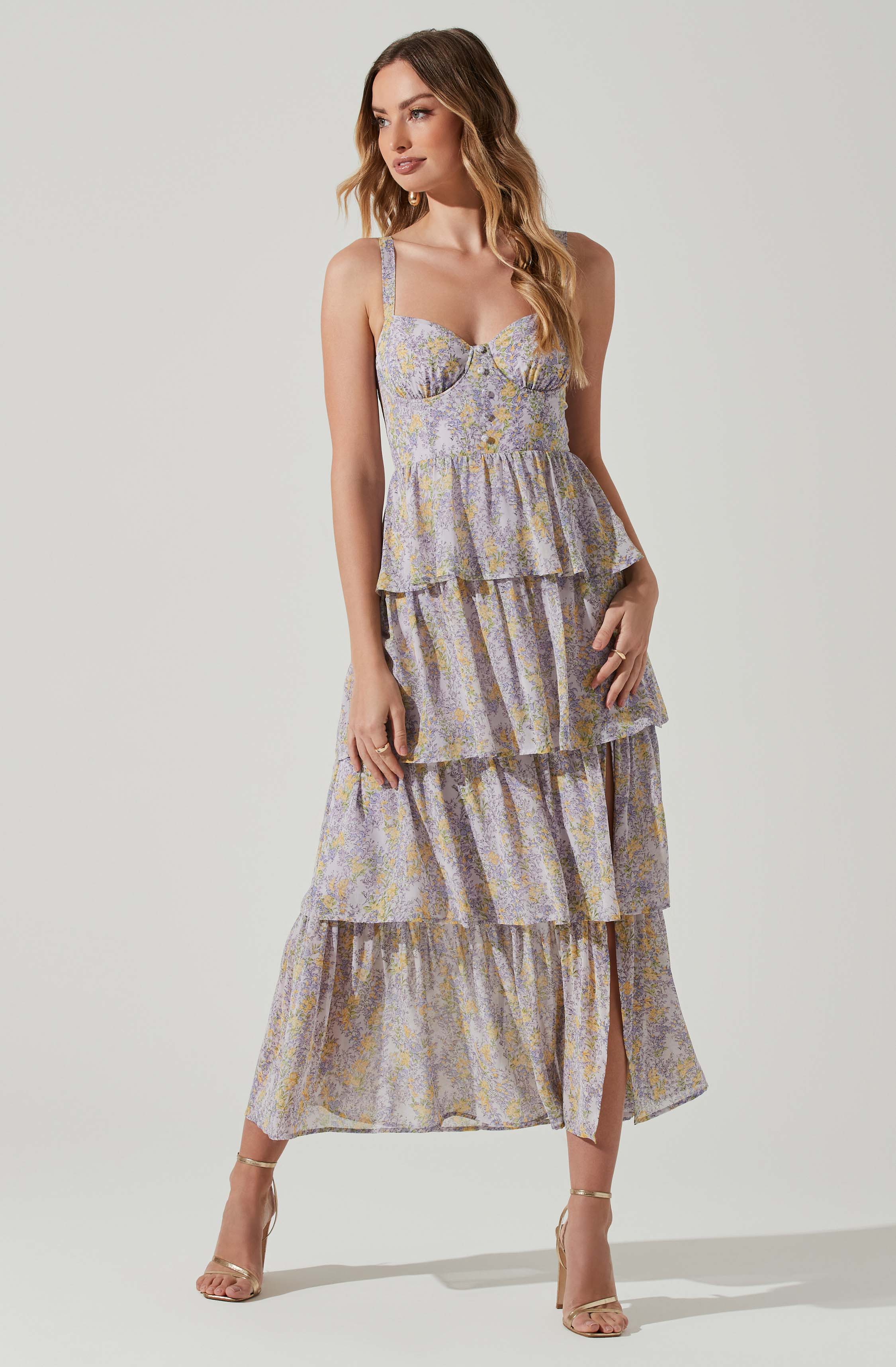 Sleeveless Flare Dress - This dress is a cool option to pull off your holiday look. It emphasizes an enticing sweetheart neckline.