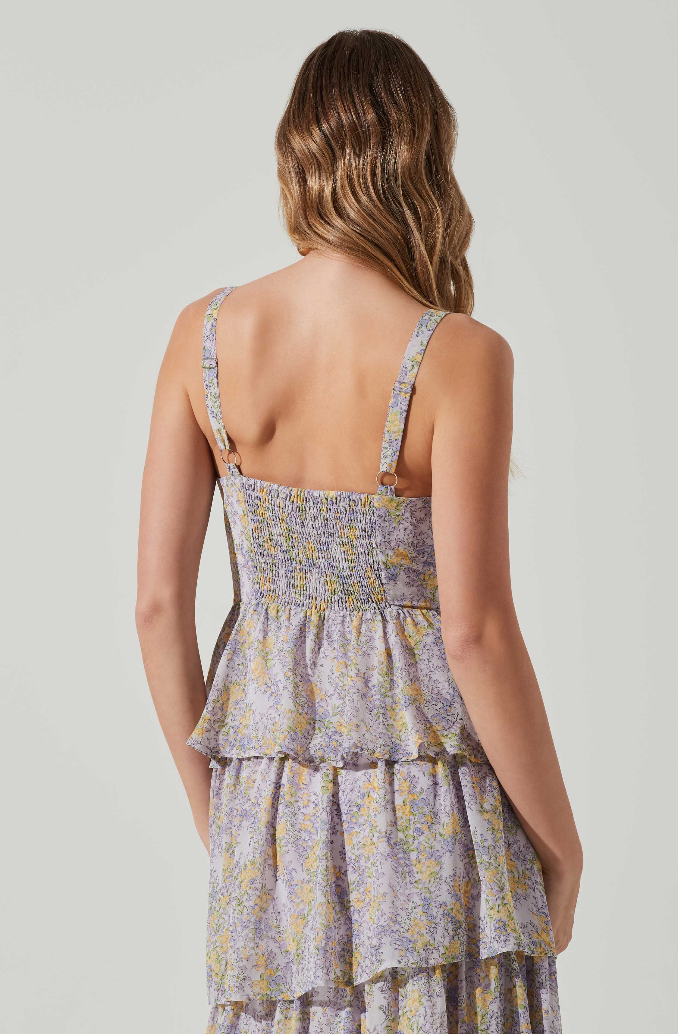 Sleeveless Flare Dress - This dress is a cool option to pull off your holiday look. It flaunts an enticing sweetheart neckline.