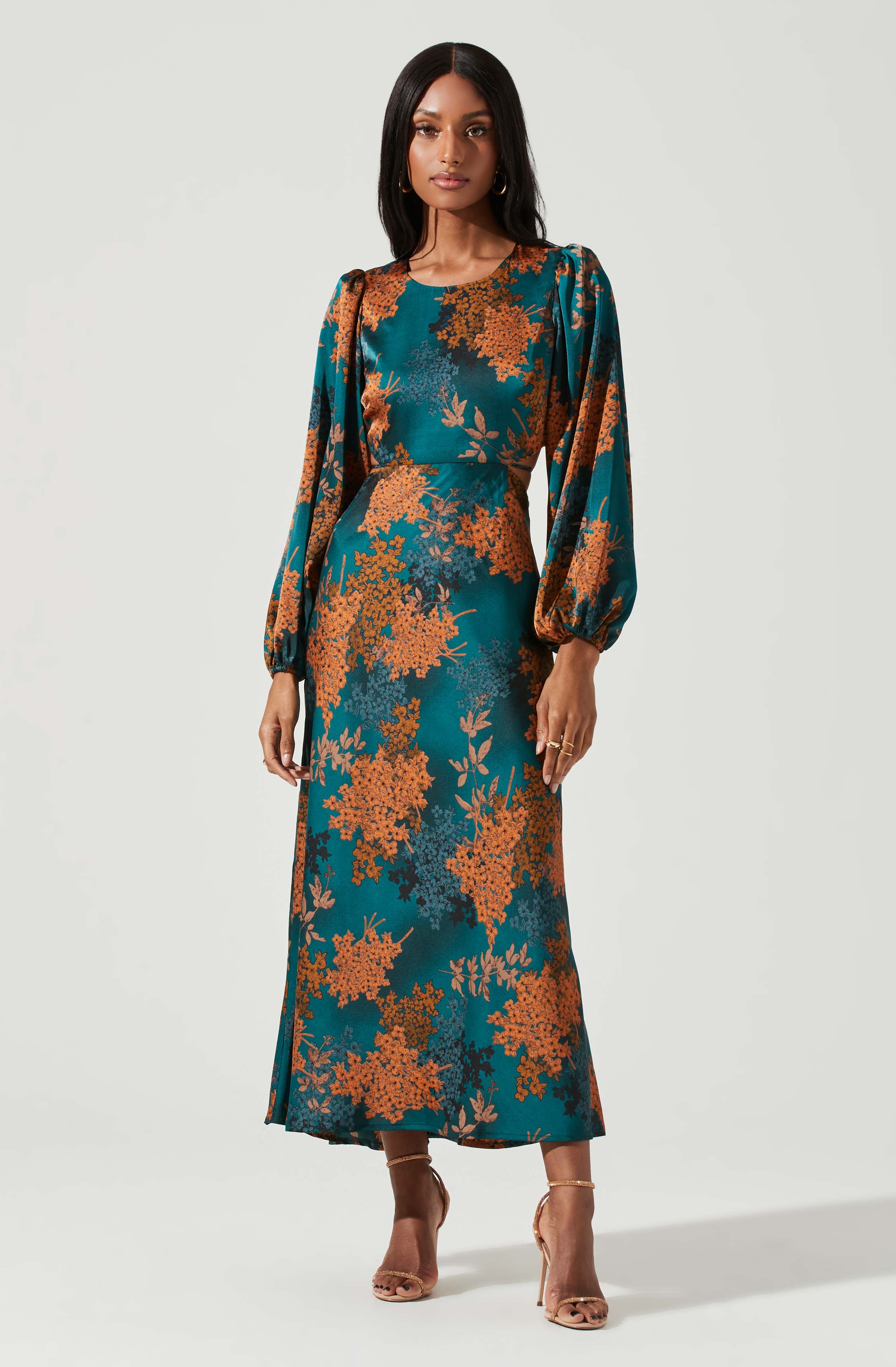 Blue Split Neck Flare Dress - This dress is ideal for a summer brunch.
