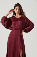 Red V-Neck Flare Dress - This dress is ideal for a summer brunch. It features a refined V-neck.