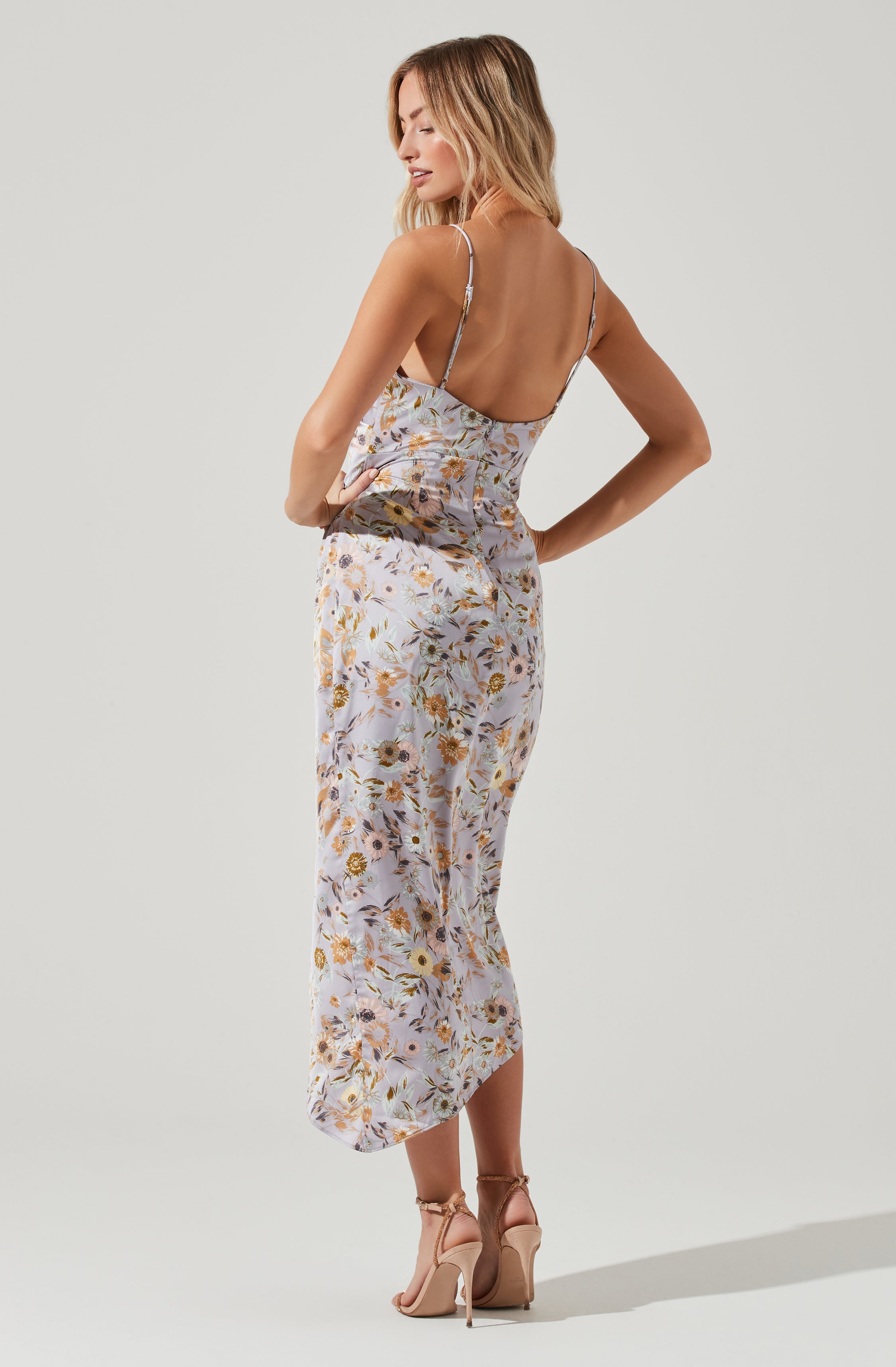 Sleeveless A-Line Dress - This A-line dress gives a breezy yet stylish vibe, and is perfect for a brunch date. It comes with a stylish V-neck. A pair of wedges and a statement neckpiece is all you need to pull off a stylish look with this dress.
