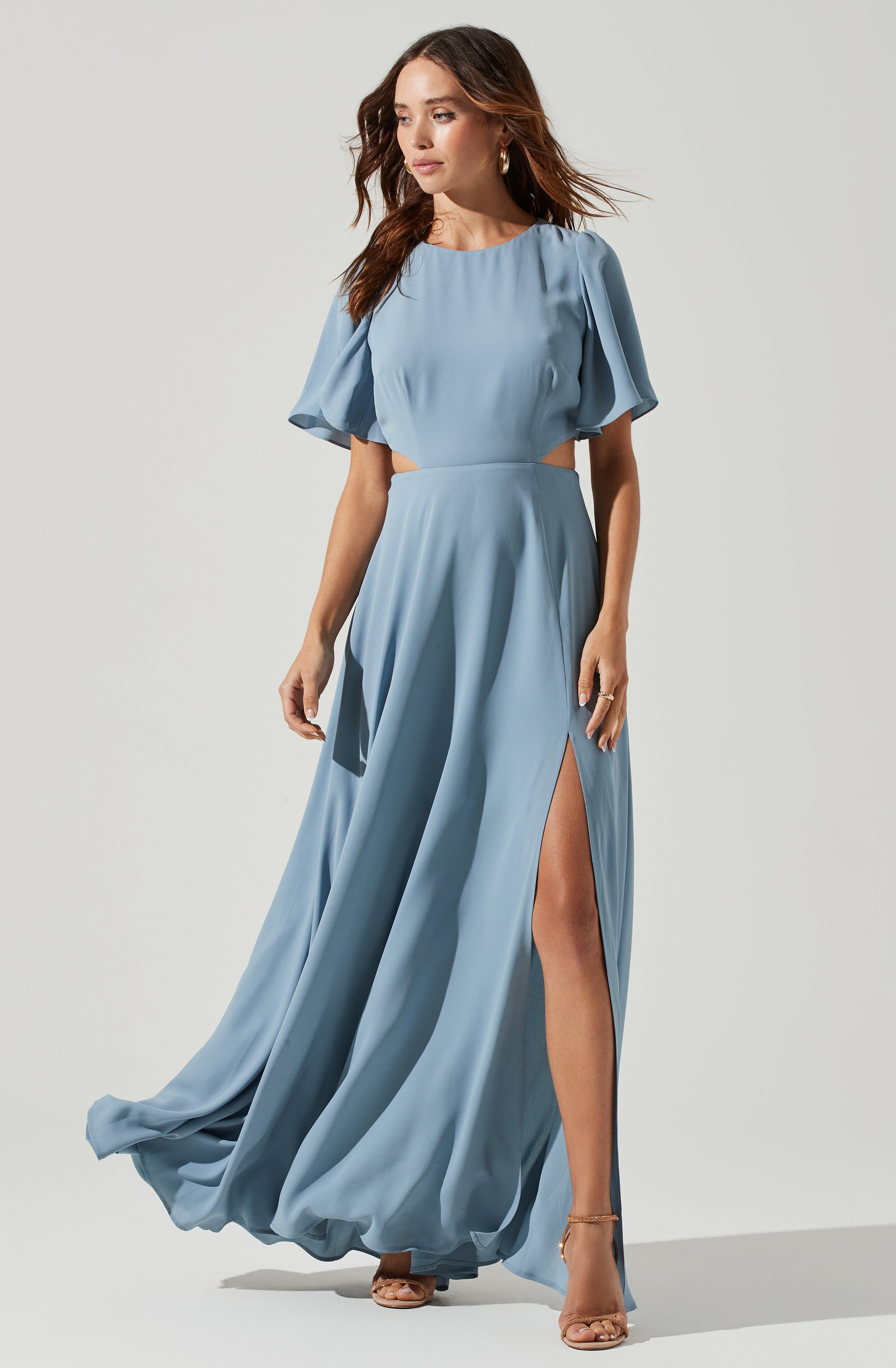 Blue Flare Dress - This dress spells out pure class. It flaunts a crew neck.