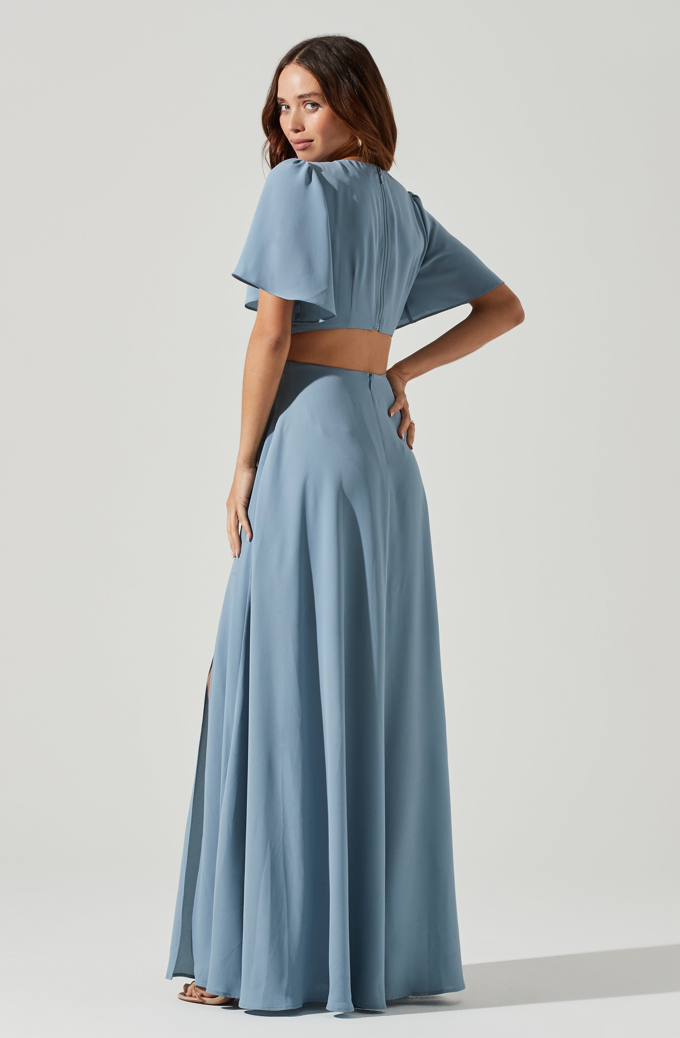 Blue Flare Dress - This dress spells out pure class. It flaunts a crew neck.