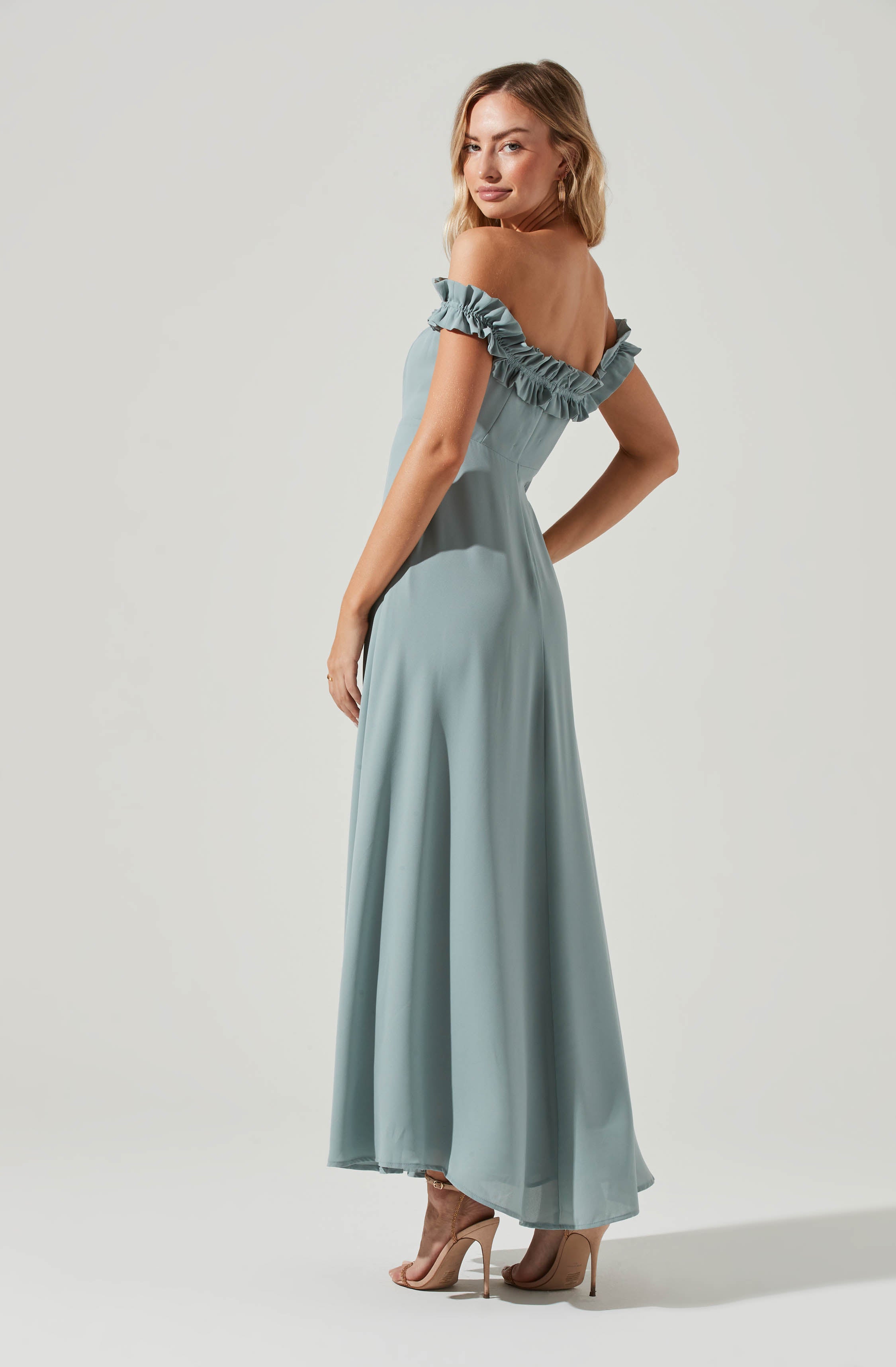 Grey Off-Shoulder Flare Dress - This dress is surely one of the more fashion forward options for your wardrobe. It flaunts an entrancing off-shoulder neckline.