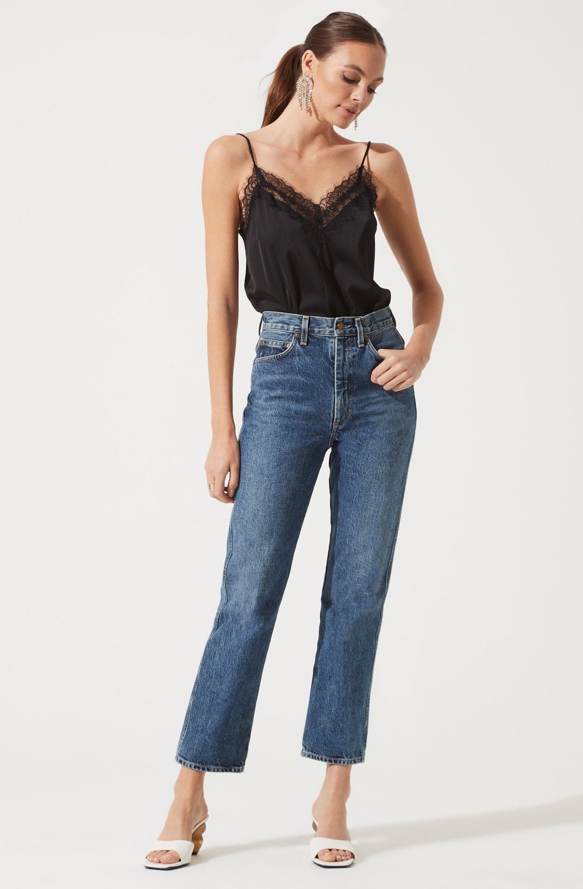 Lace Sweetheart Neck Camisole - Showcase effortless style, in this modish piece. It flaunts an enticing sweetheart neckline.